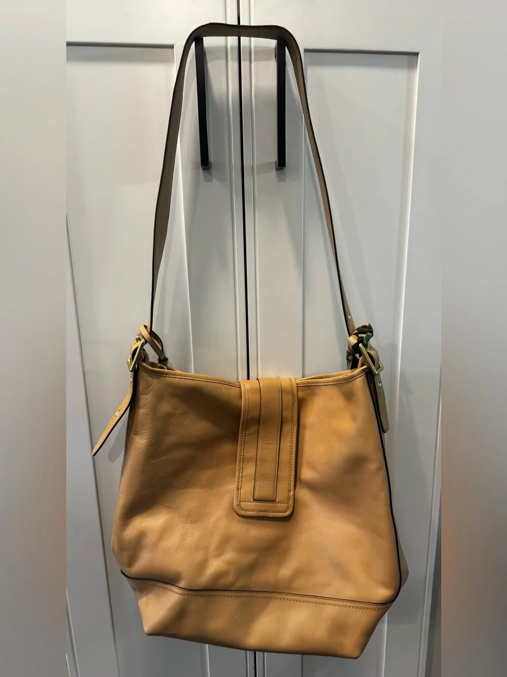 Coach refined versatile look